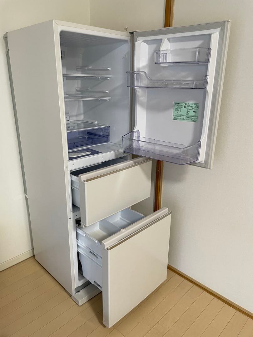 三菱冷蔵庫272L 白2022年製