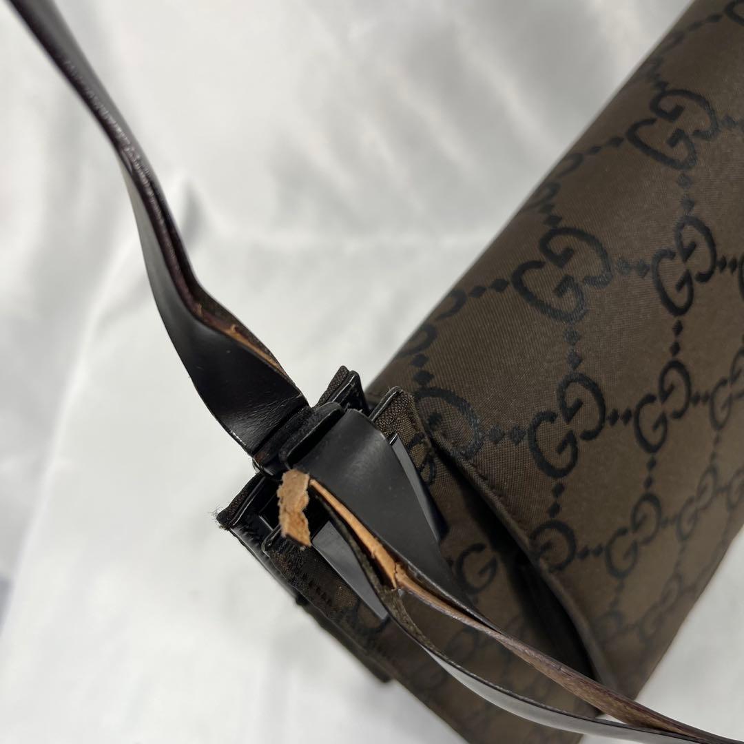 GUCCI グッチ GGパターン ショルダーバッグ