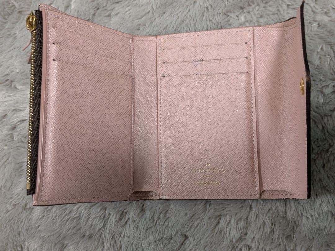 Louis Vuitton 内側ピンク三つ折り財布 モノグラム