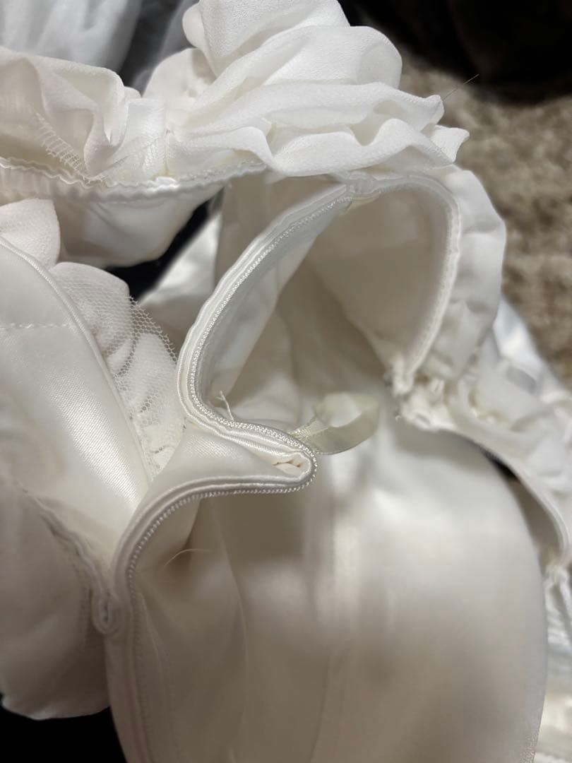 ★あゆ ★オフショルダー フラワー装飾 ウェディングドレス