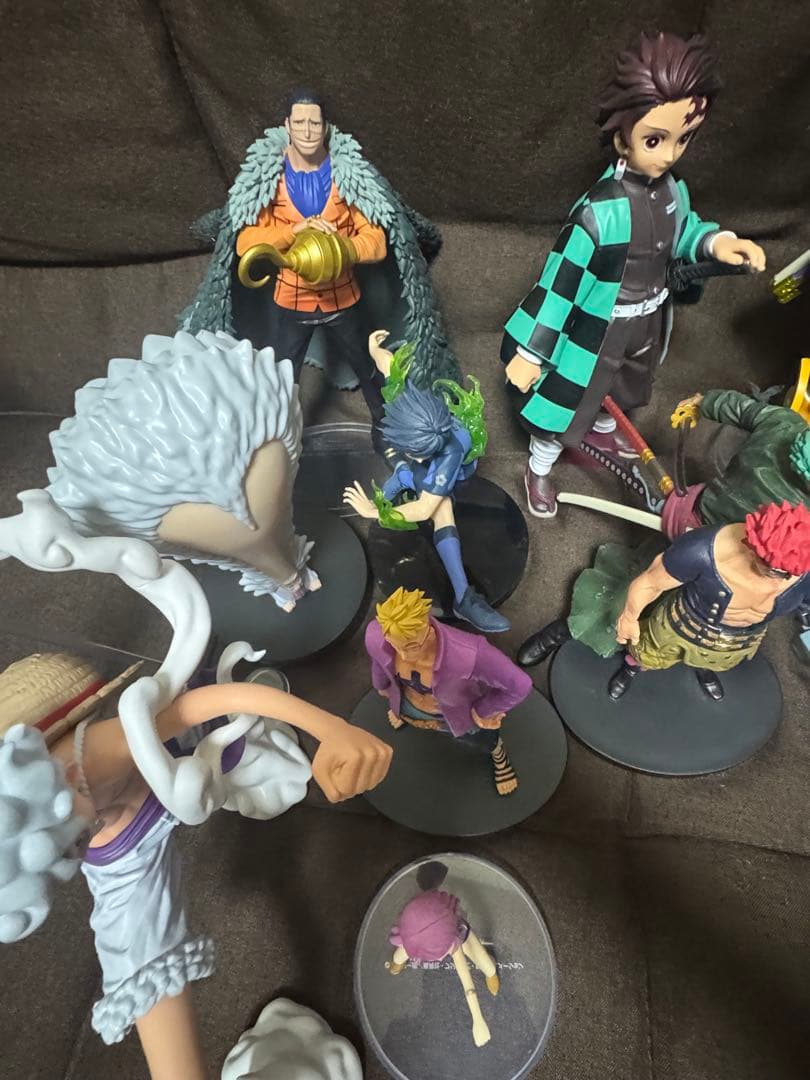 ワンピース フィギュアセット 9体 3体おまけ　全て箱無しです