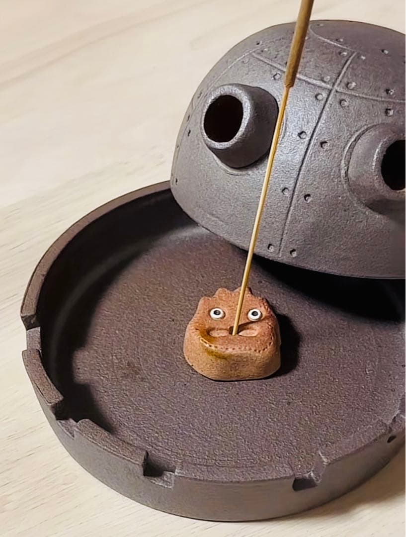 ジブリパーク限定 魔女の谷 ハウルの動く城 砲台 信楽焼 お香立て