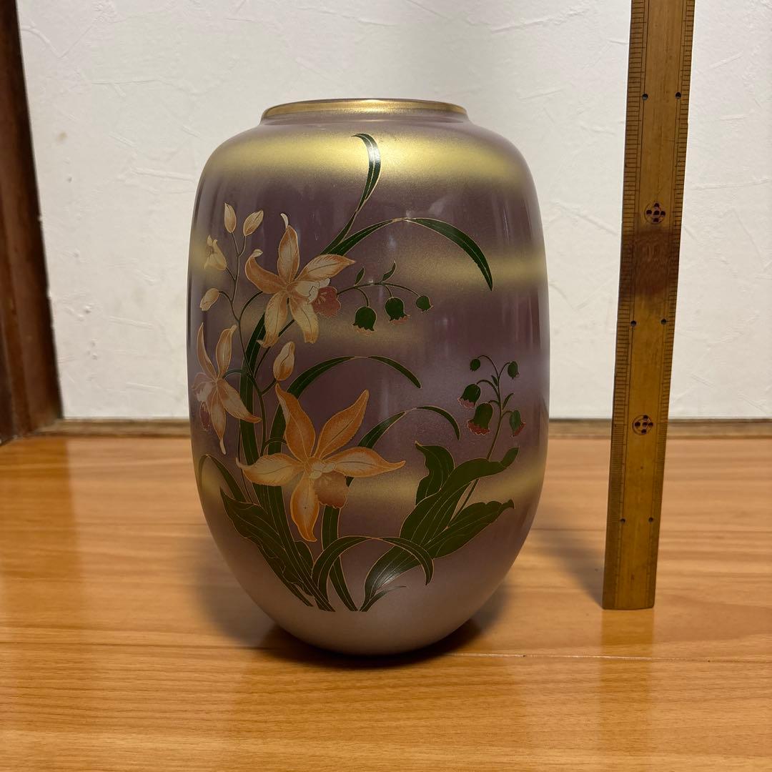 中国美術 多唐子 多彩草花蝶芭蕉扇紋 砂こうだい 花瓶 景徳鎮