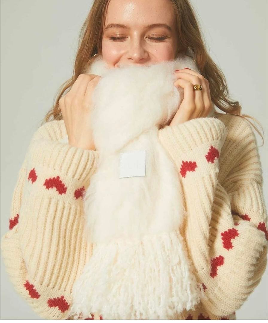 the toe マフラー PIGALLE SHAGGY MUFFLER ホワイト