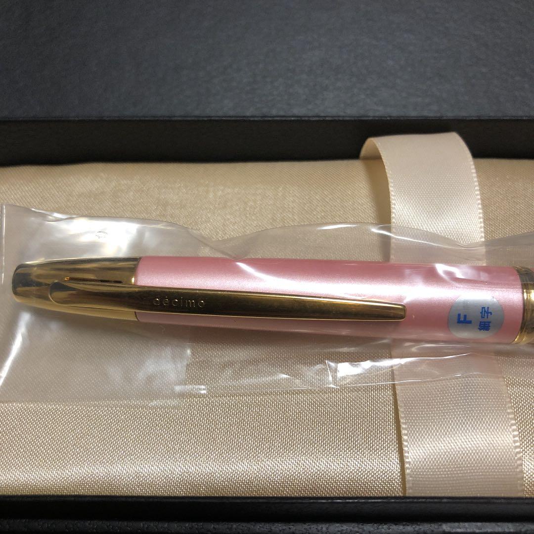 キャップレス デシモ サクラ 万年筆 限定 パイロット 細字 sakura