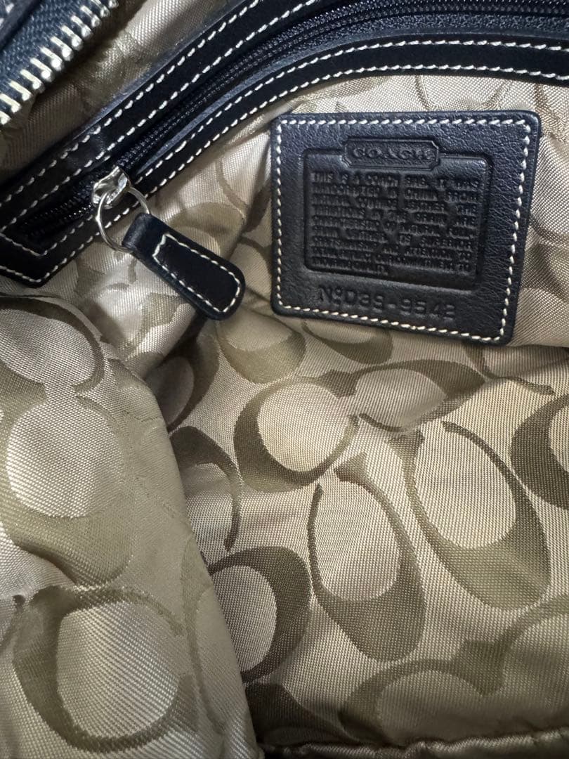 C*o様 COACHブラックレザーショルダーバッグ