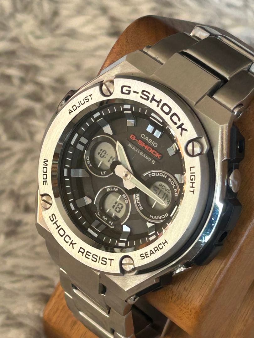 【美品】G-SHOCK GST-W310D 電波ソーラー