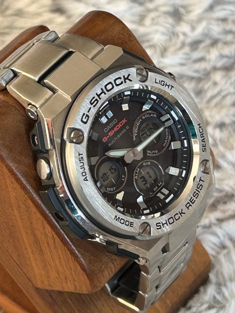 【美品】G-SHOCK GST-W310D 電波ソーラー