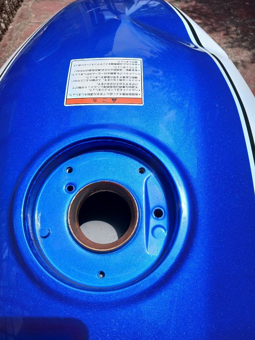 ずーさん専用スズキGSX400インパルス GK7CAガソリンタンク - メルカリ