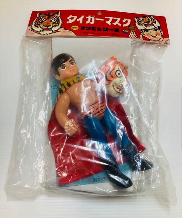 メディコムトイ 復刻ソフビシリーズ 本物 タイガーマスク オレンジ