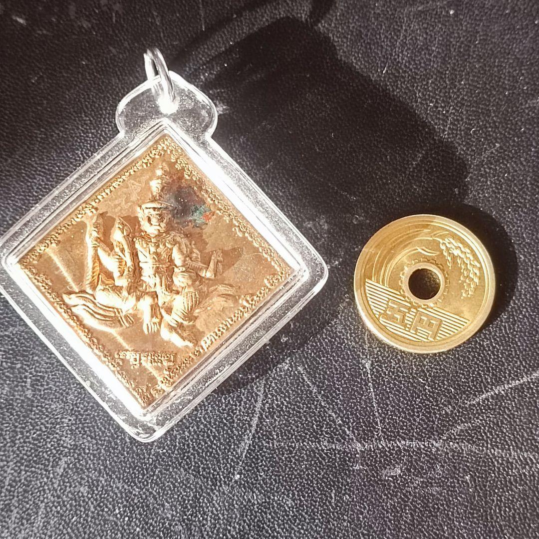 伝説神聖素材の守護鬼神 ルアンポープン師のサクヤン針 プラクルアン