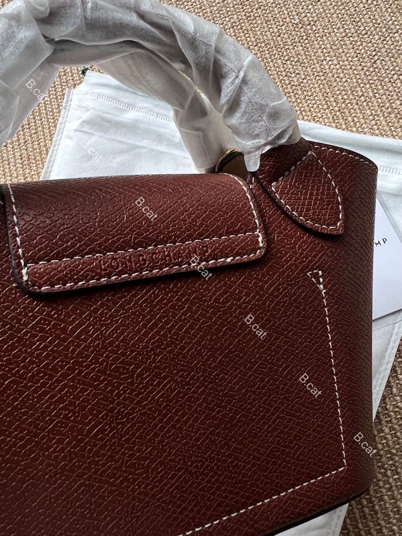 新シーズンLongchampエピュレ テクスチャードレザーミニバッbuy