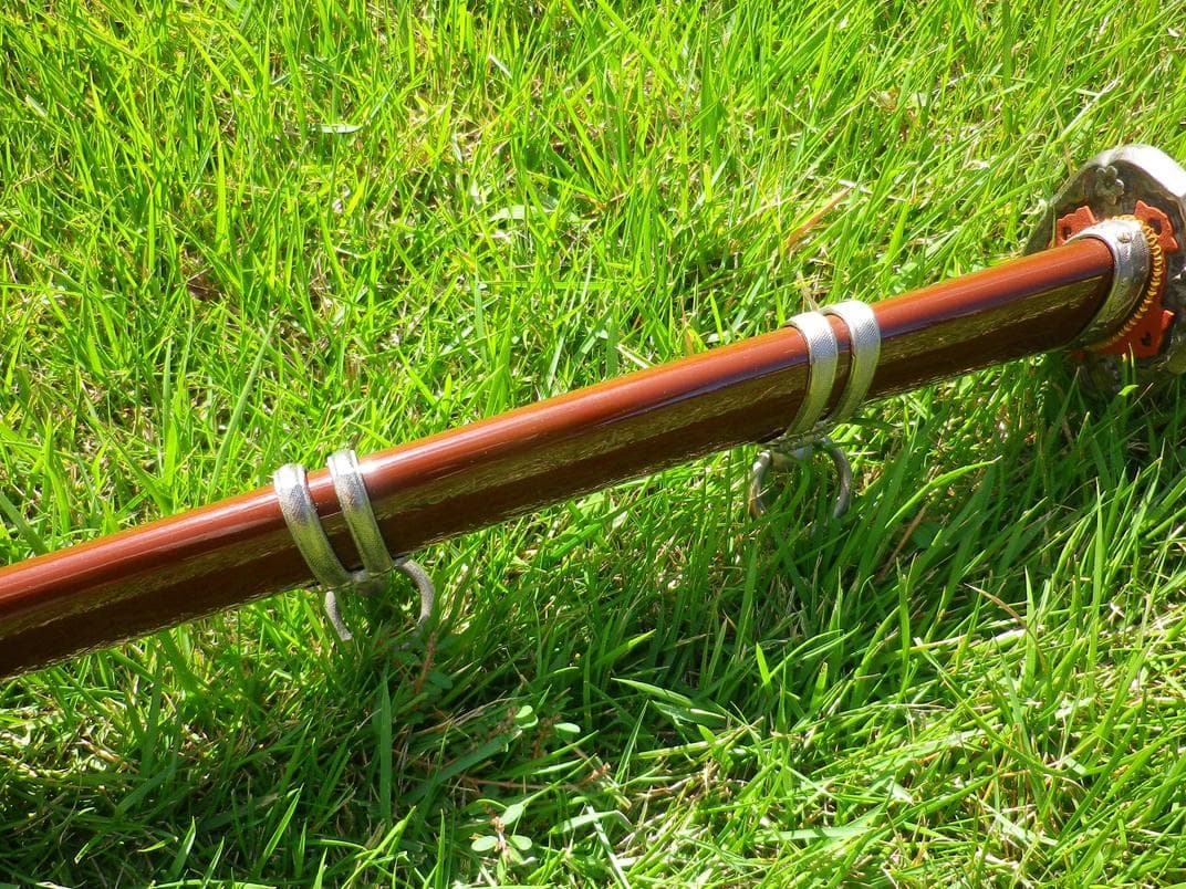 九八式軍刀　鉄鞘　赤茶色　当時物を仕立て直した品物　模造刀付【説明欄参照】