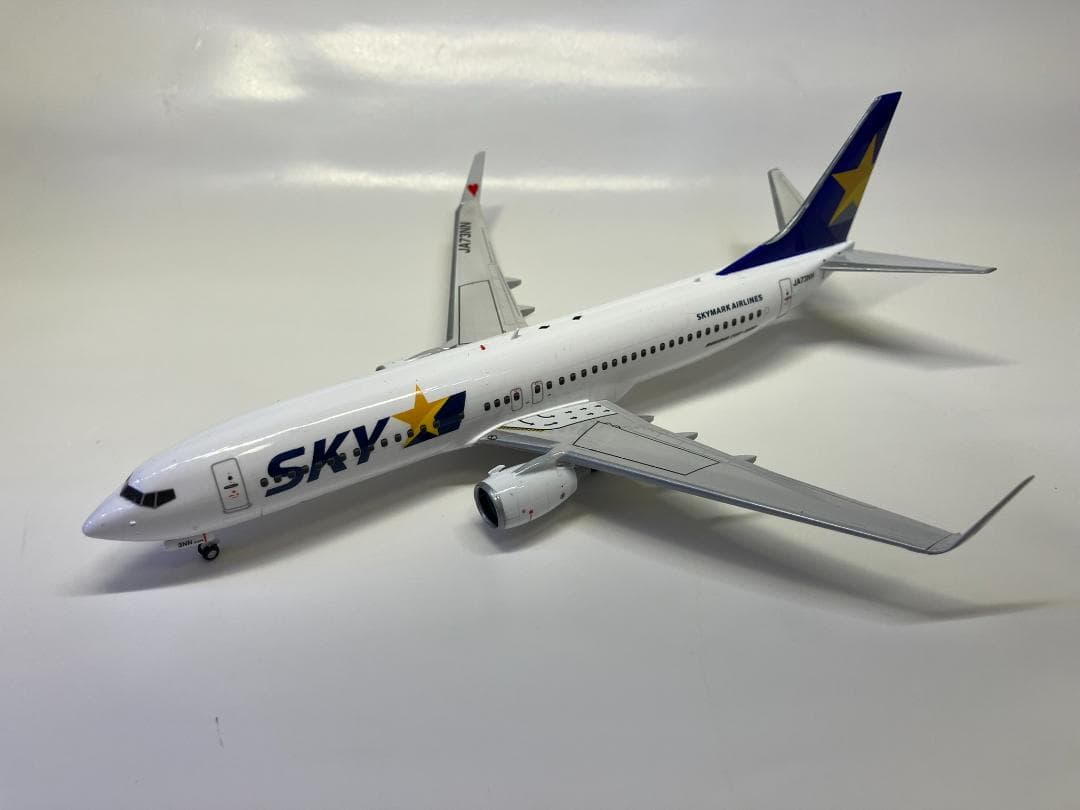 スカイマークボーイング737-800　1/200スケールプラモデル完成品