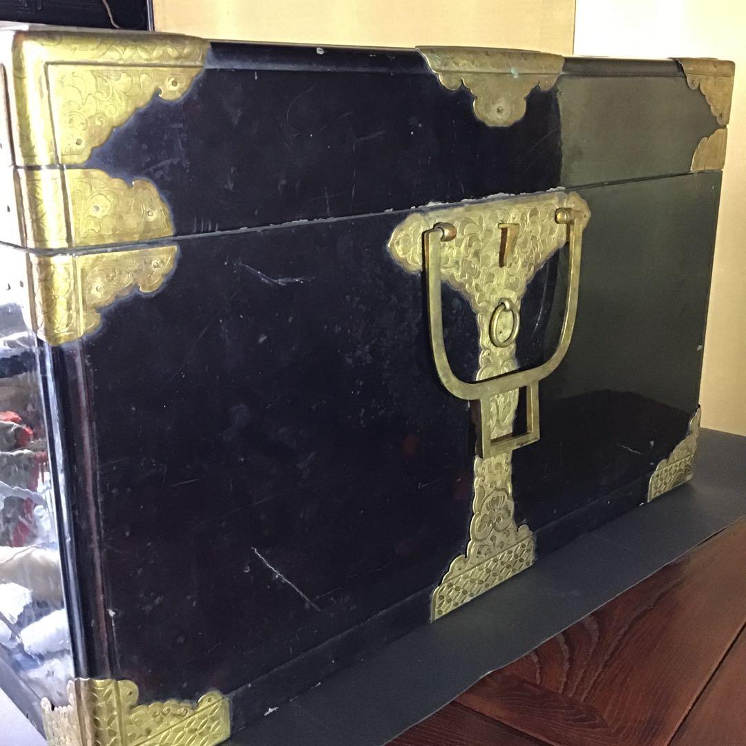 鎧櫃具足挟箱 銀杏家紋 厚漆塗黄銅金具彫刻 江戸期保証