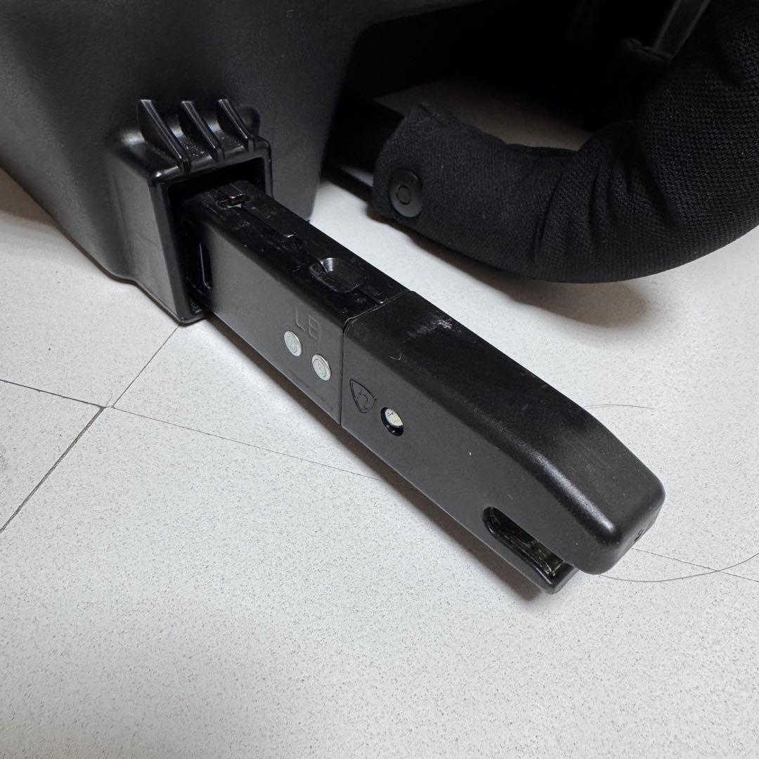 エールベベ クルット4i ISOFIX対応 チャイルドシート 回転式 中古美品