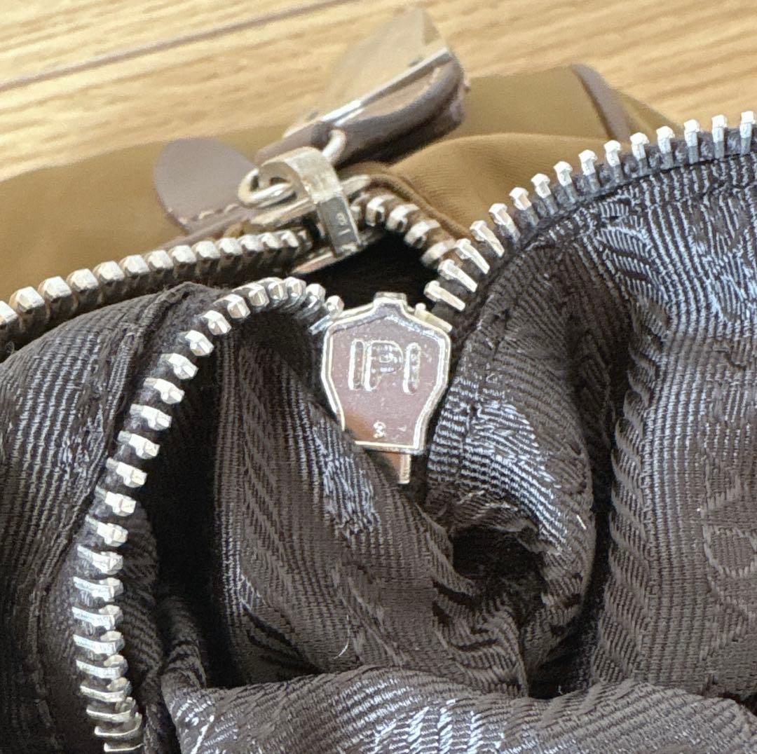 【訳あり・良品】PRADA ミニボストンバック　ミニバッグ　カーキ　ブラウン