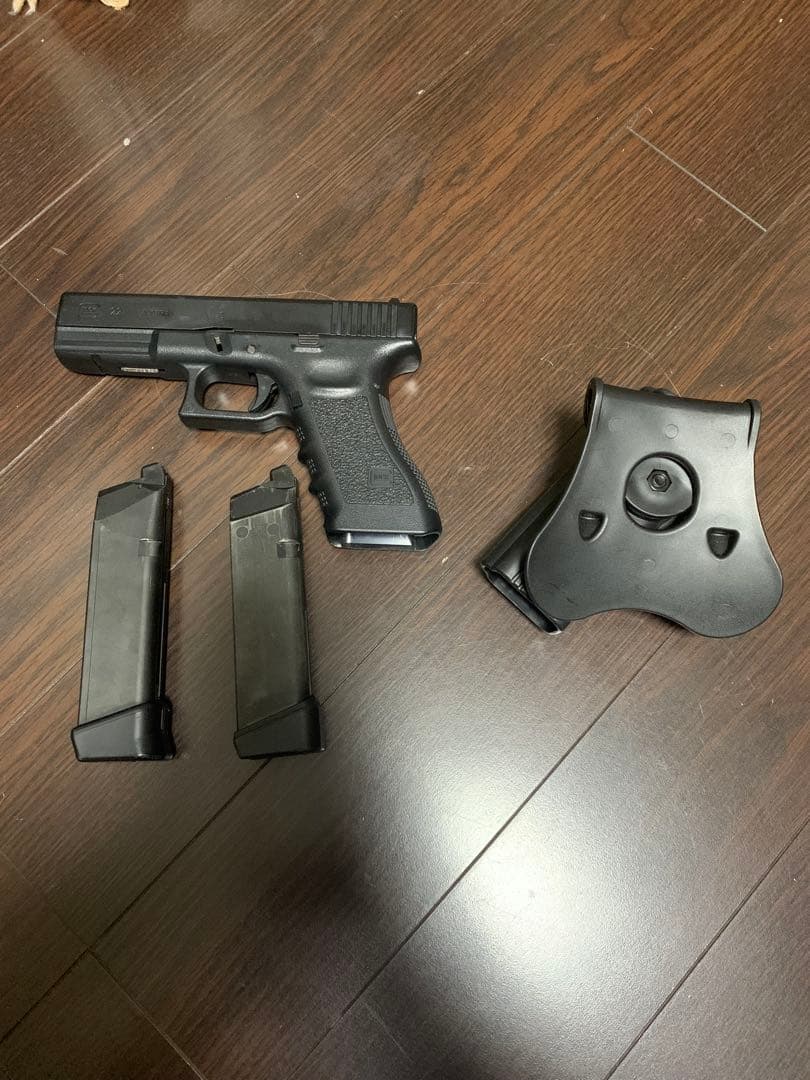 Y*t様 東京マルイ　グロック22 マガジン2本、ホルスター
