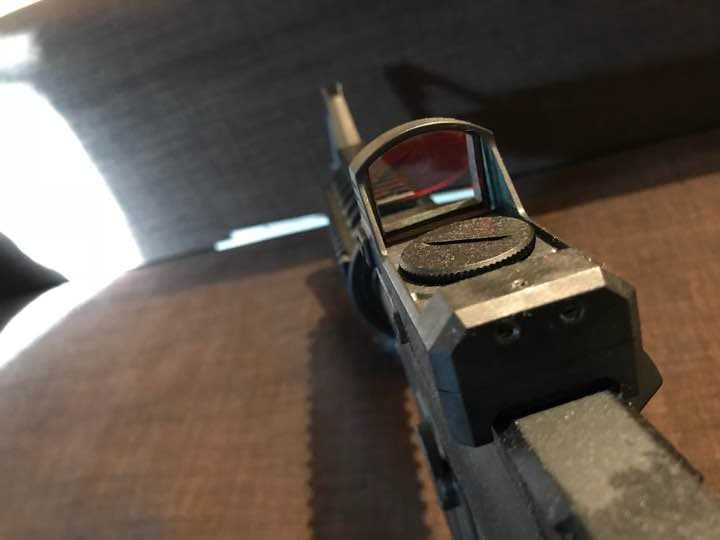 ☆超値下げ中☆次世代電動ガン M4 CQB-R ブラック （オプション