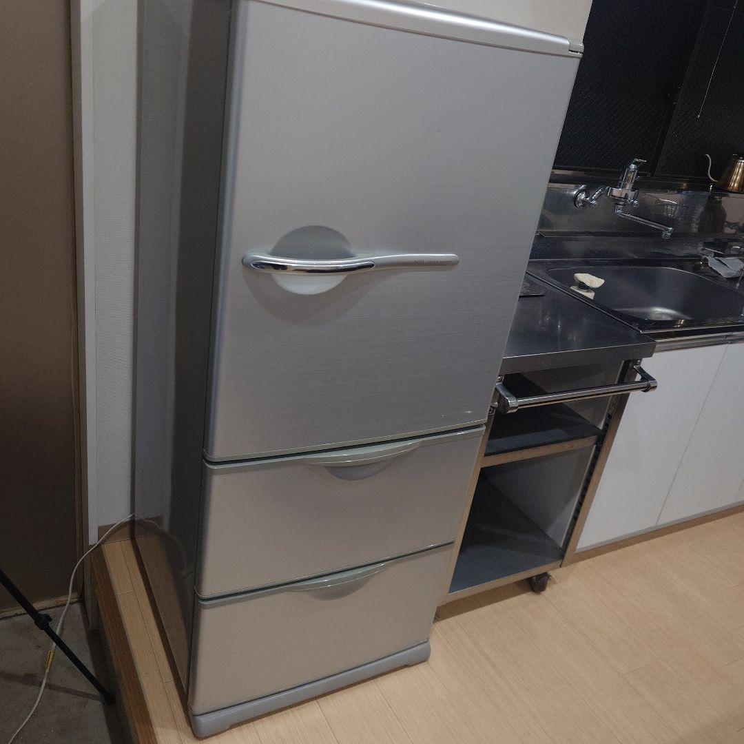 255L AQUA 3ドア冷蔵庫 AQR-261A