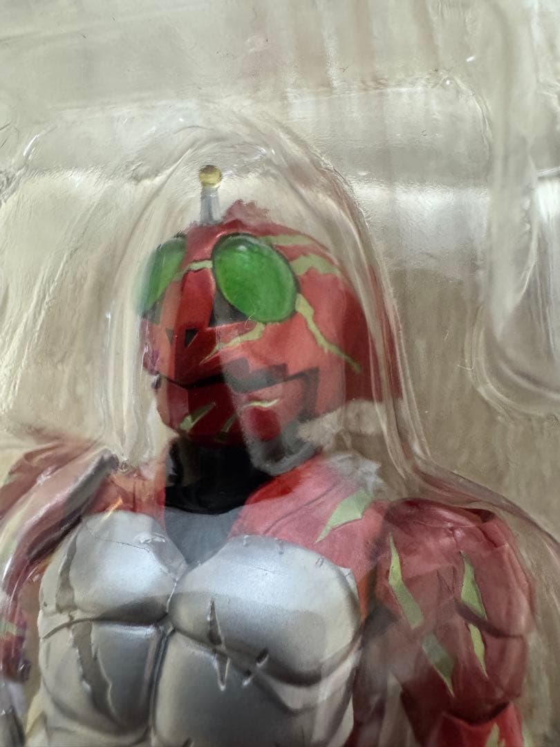 フィギュアーツ 仮面ライダーアマゾンアルファ