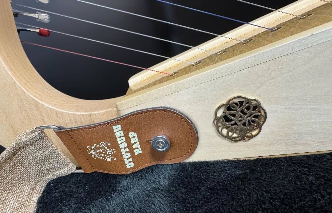 おとつぶハープ ototsubuharp 15弦 ロゼッタ付 定価56,000円 人気のおと