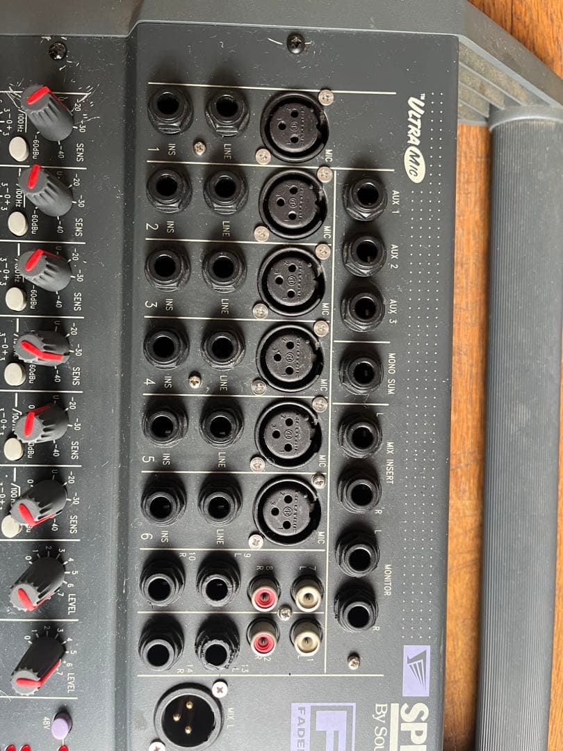 Sound craft SPIRIT FOLIO アナログミキサー 8チャンネル