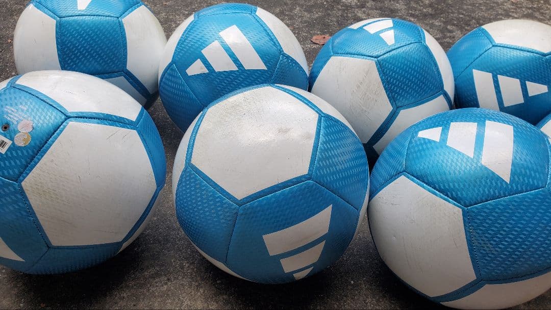 アディダス サッカーボール10個セット 5号 購入→！