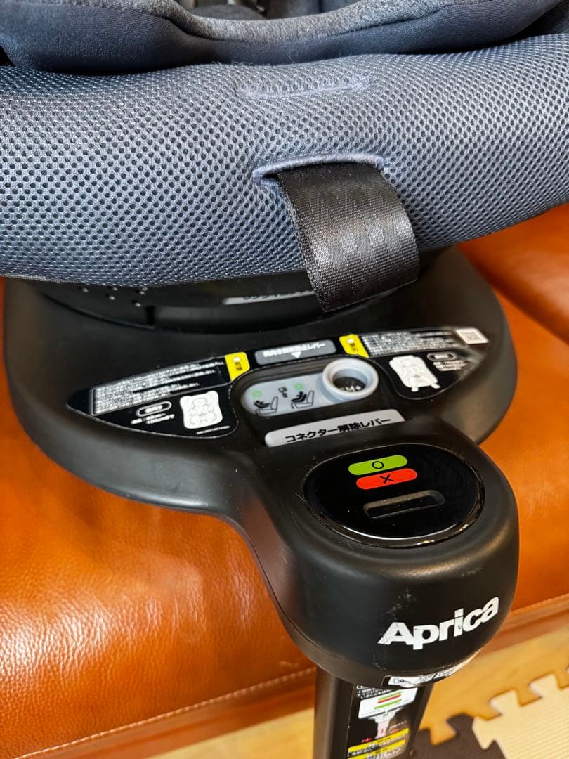 Aprica チャイルドシート R129 0-15ヶ月