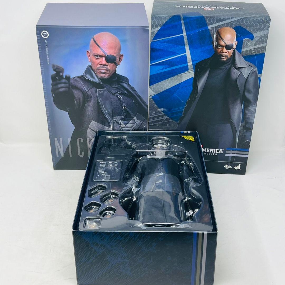 MMS315 ホットトイズ ニック・フューリー 1/6 スケール フィギュア