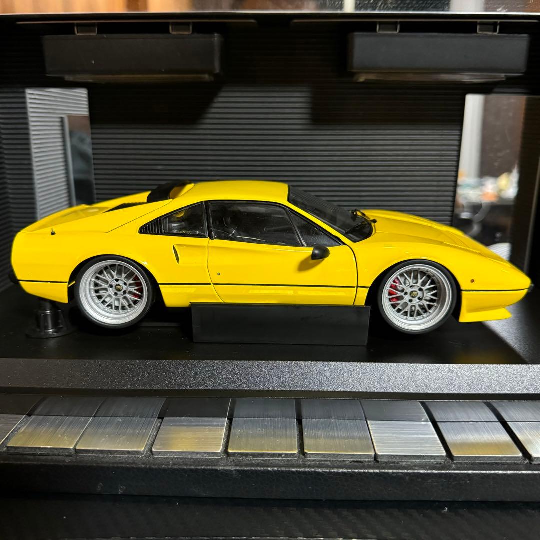 絶版 京商 1/18 フェラーリ 308GTB クワトロ カスタム仕様