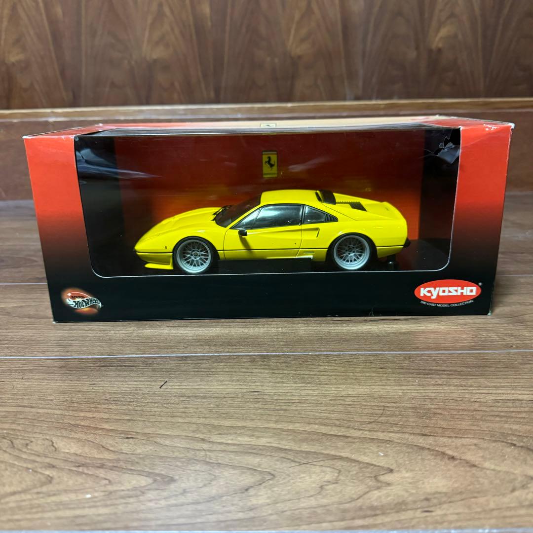 絶版 京商 1/18 フェラーリ 308GTB クワトロ カスタム仕様