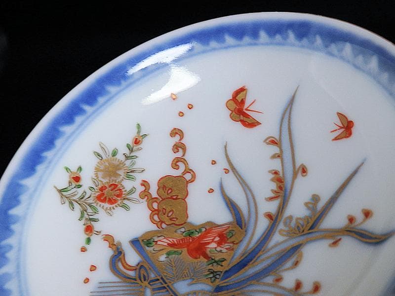 古伊万里 染錦 扇に蘭 蝶に撫子の図 4寸皿 5