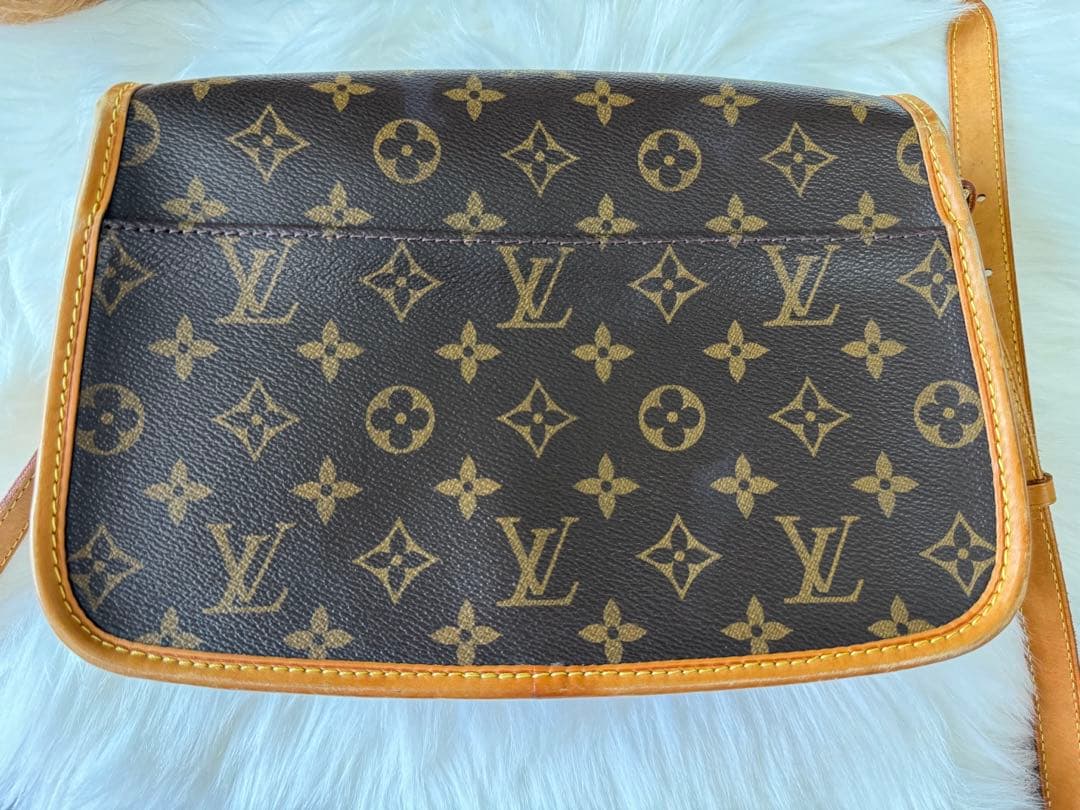 ルイ・ヴィトン モノグラム ショルダーバッグ ソローニュ 廃盤品