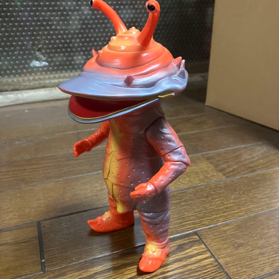 ソフビ カネゴン 怪獣郷 やまなや ウルトラＱ ブルマァク マルサン 円谷