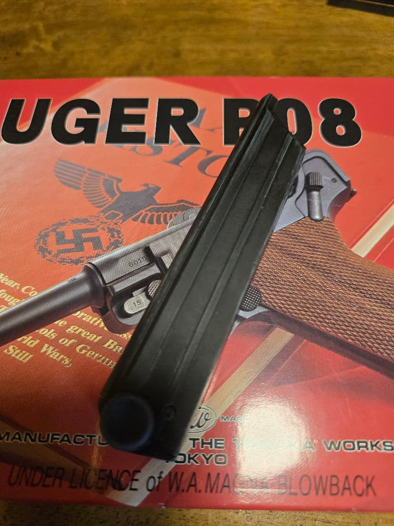 タナカ　ルガーP08　4インチ　ガスブローバック　木製グリップ