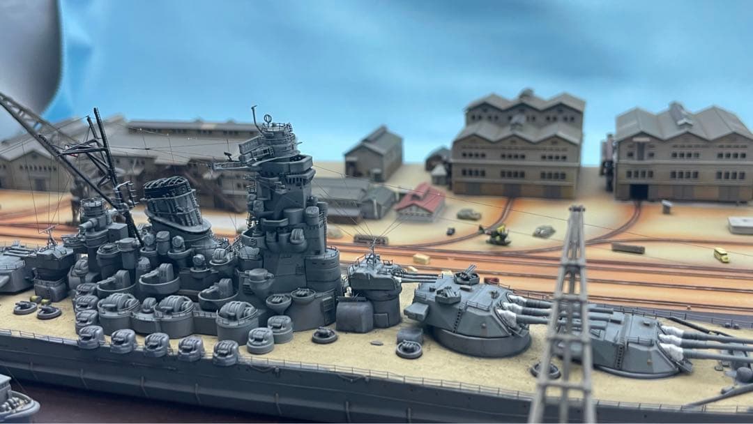 戦艦大和のラジコンや呉軍港のジオラマ　レジン