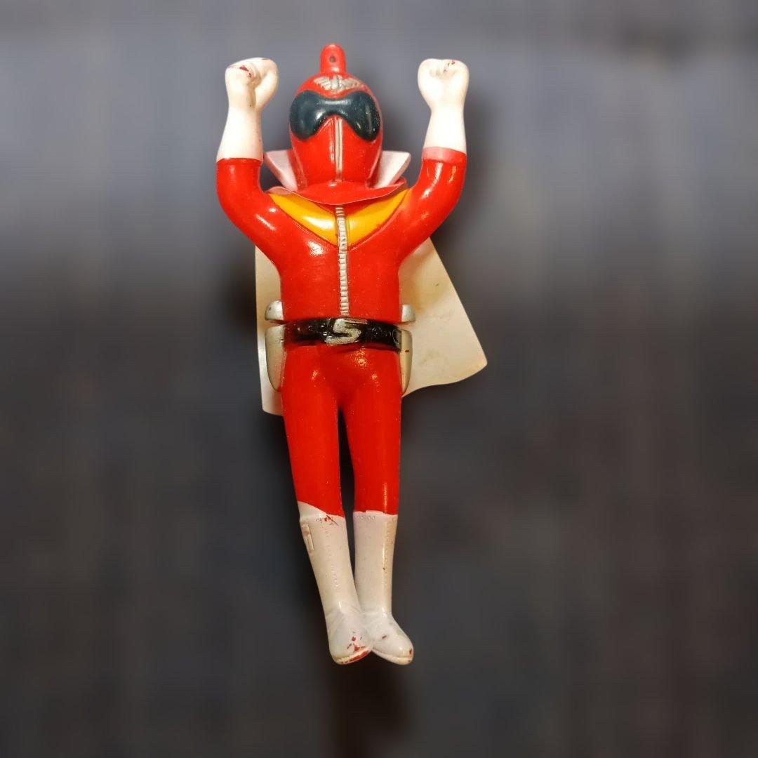 ゴレンジャー アカレンジャー ペンダント ミニ ソフビ - メルカリ