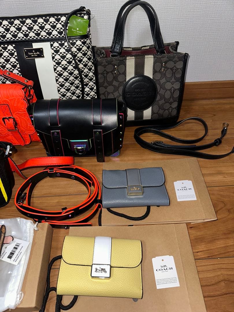 ブランドバッグと財布　まとめ売り！！