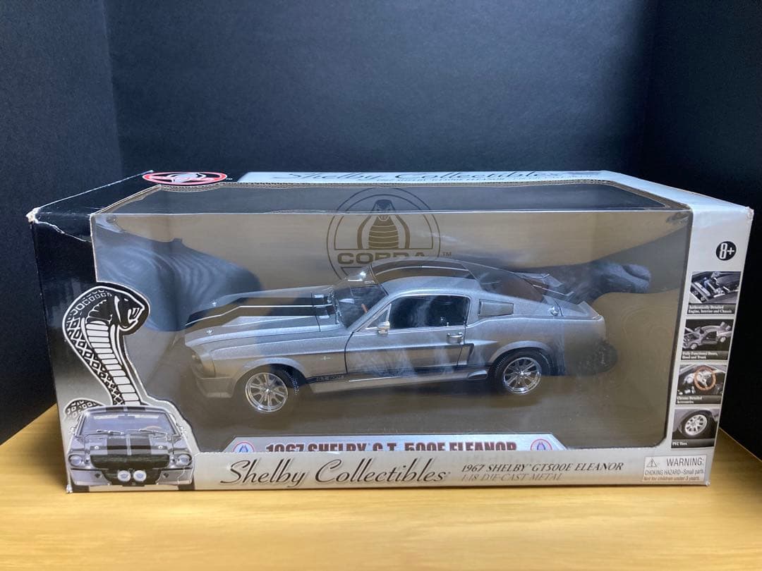 シェルビーGT500エレノア 1/18 と シェルビーGT-500 1/24