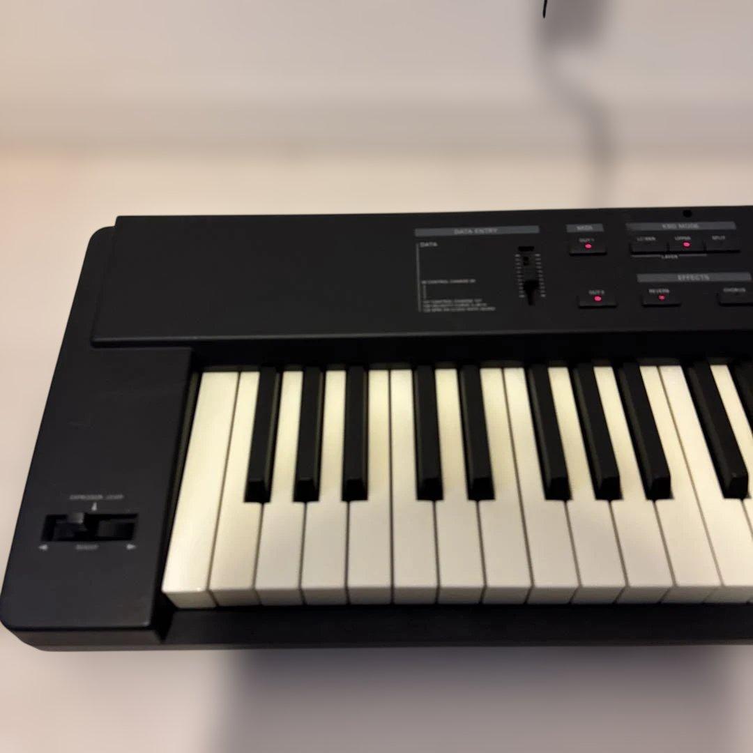 美品】Roland MIDIキーボード・コントローラー A-33 動作品 - メルカリ