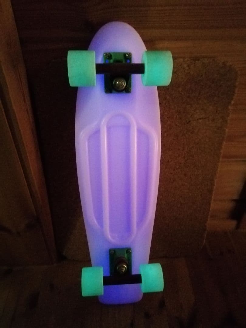 美品PENNY27　ペニー27インチ、ニッケル 蓄光モデル、薄い紫色に光ります！