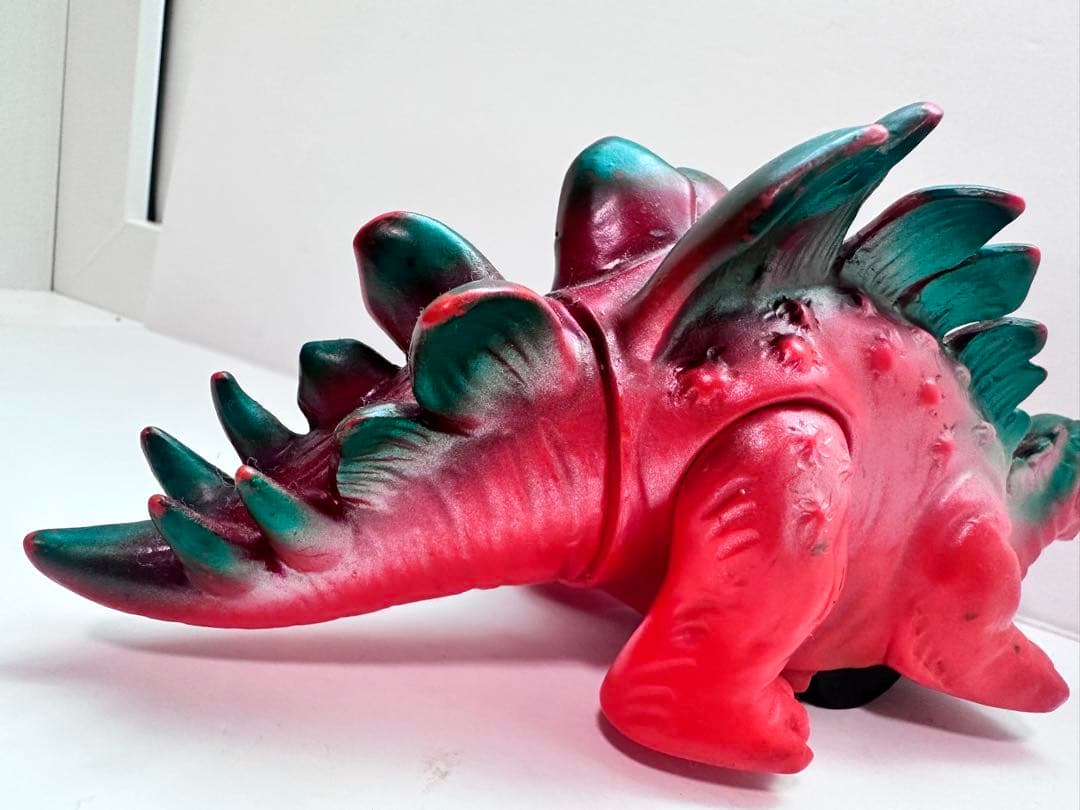 昭和当時物　発火恐竜 すてござうるす フリクショントイ ソフビ