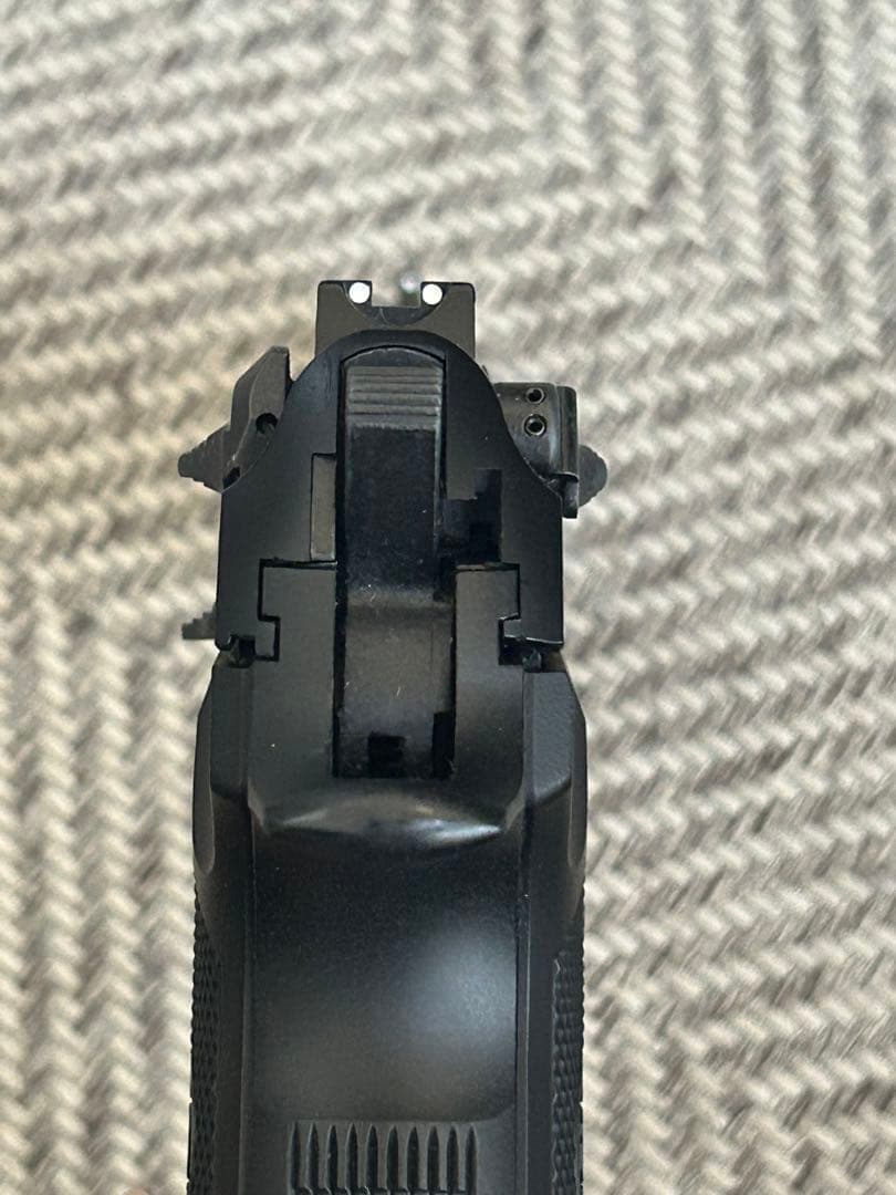 M9A1 マガジン、BlackHawkホルスター付き