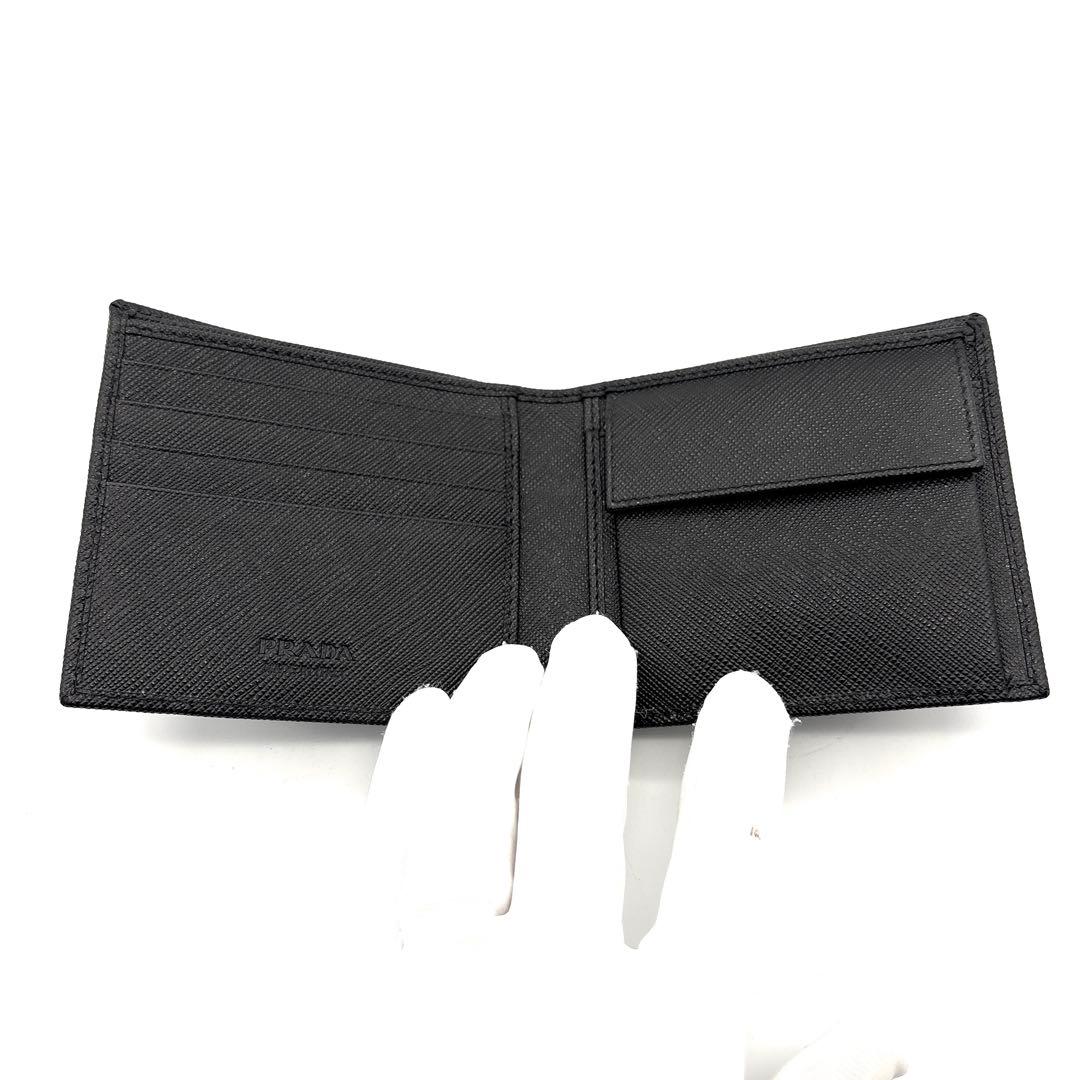 未使用級◇PRADA 二つ折り財布 サフィアーノ 三角プレート ブラック