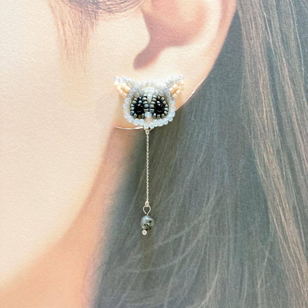 専用☆ビーズ刺繍ピアス ハンドメイドピアス 動物モチーフ アニマルピアス