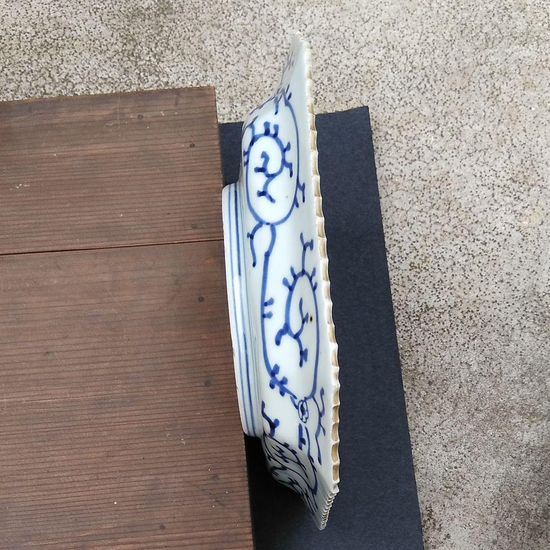 古伊万里線描菊花紋隅切り角皿