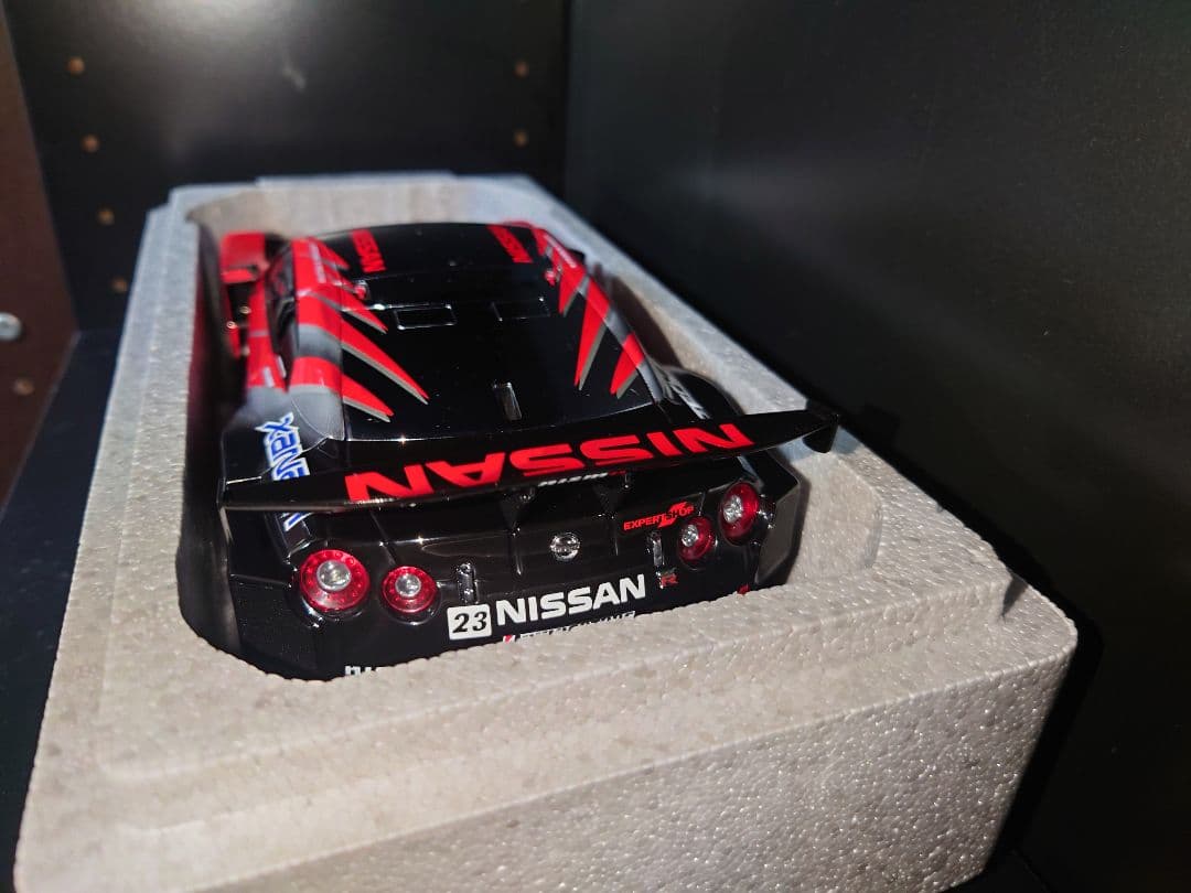 ミニカー 1/18 autoart r35 Xanavi 2008 SUPER GT