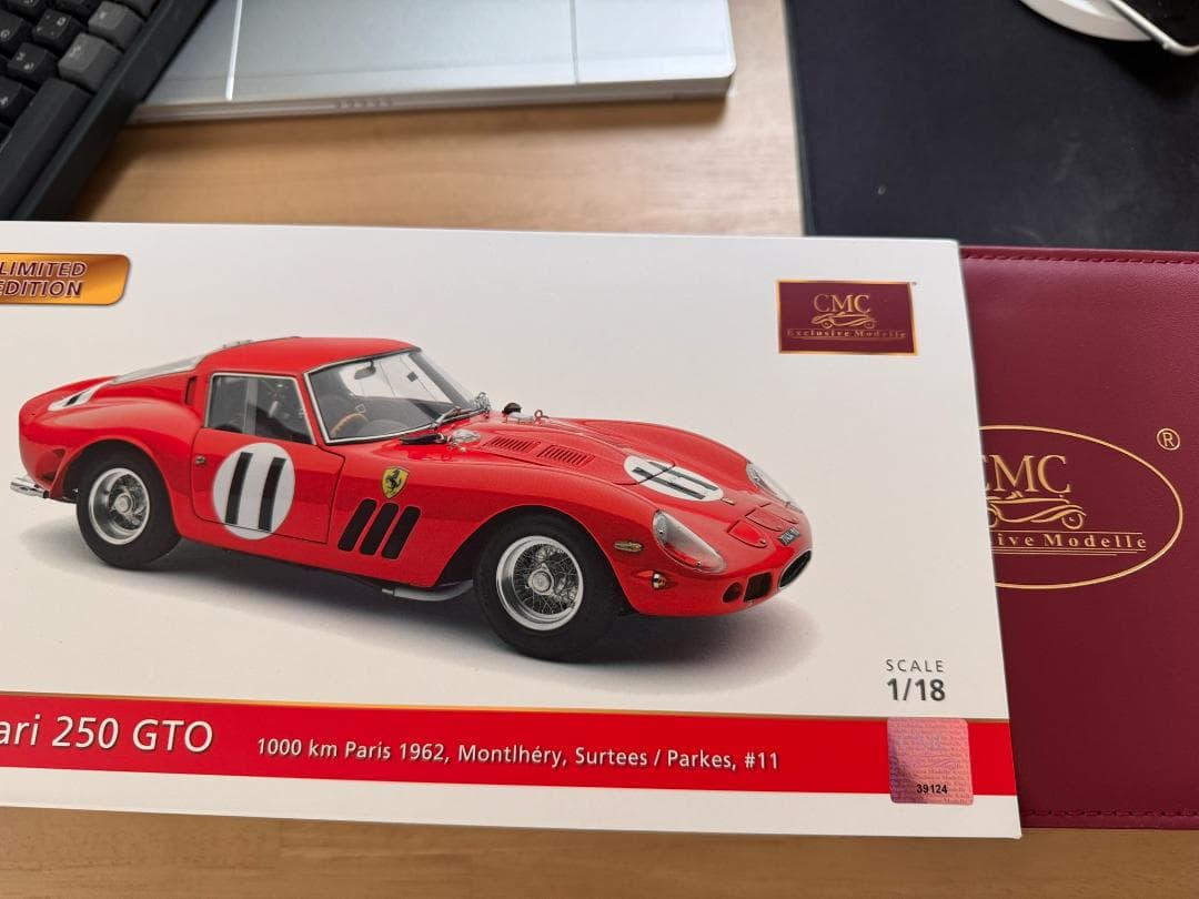 CMC Ferrari 250 GTO 限定版 1/18スケール