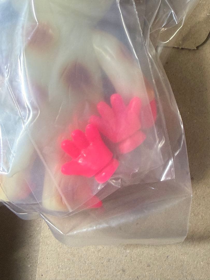 ランペイジトイズ x One up. 快獣ブースカ 蓄光 蛍光ピンク ソフビ